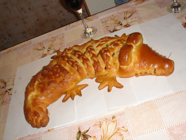 Мясной пирог крокодил